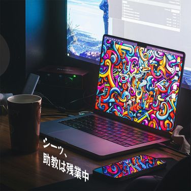 シーッ、助教は残業中